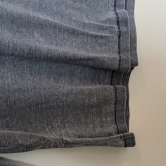 Lucky Brand V-Neck Top - Picture 6 of 7